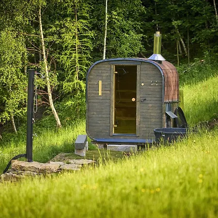 Prázdninový dům Glamping Maringotka Na Hraně Pekla Dobrosov