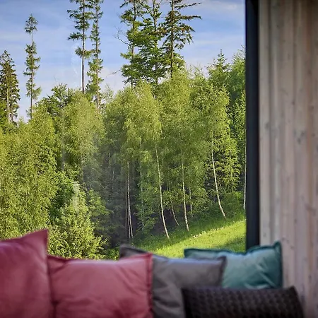 Holiday home Glamping Maringotka Na Hrane Pekla