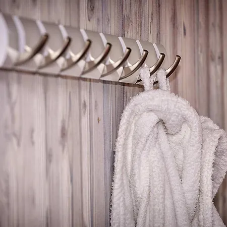 Glamping Maringotka Na Hrane Pekla